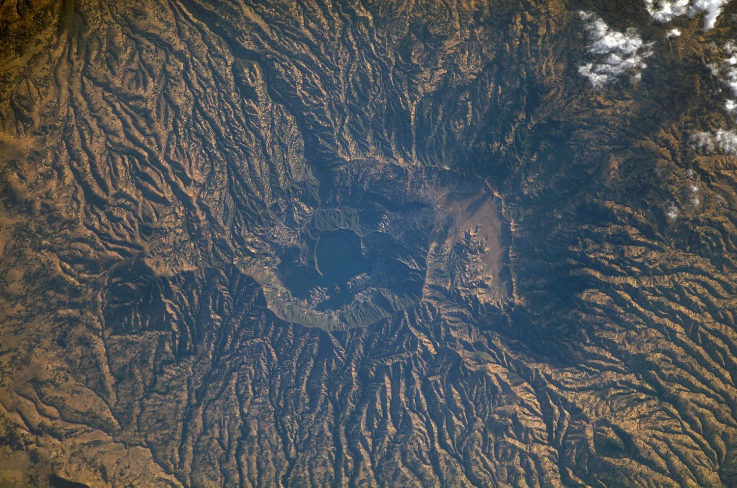 Wenchi Crater Lake Loop